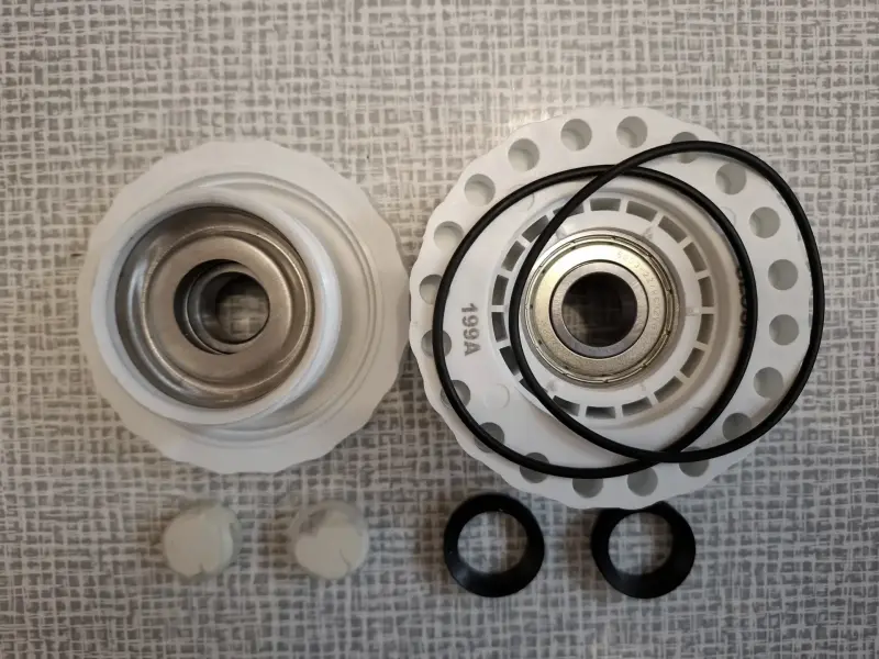 Комплект суппортов для стиральной машины с вертикальной загрузкой Электролюкс, Занусси, Аег под 203 подшипник (6203)