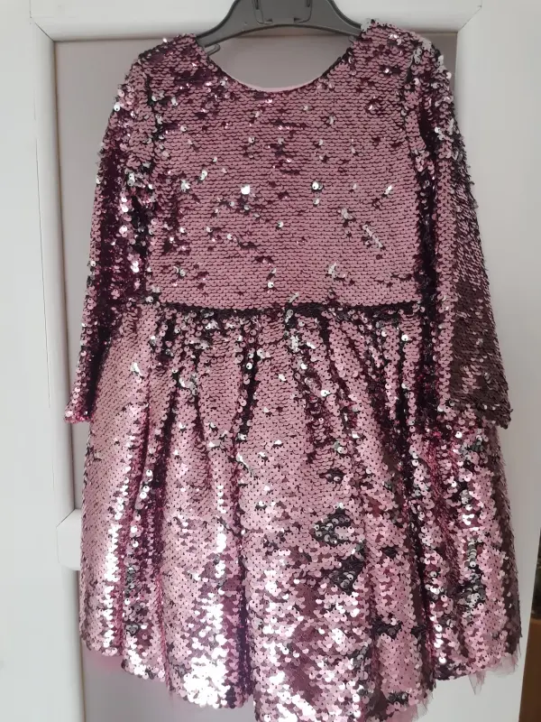 платье с пайетками