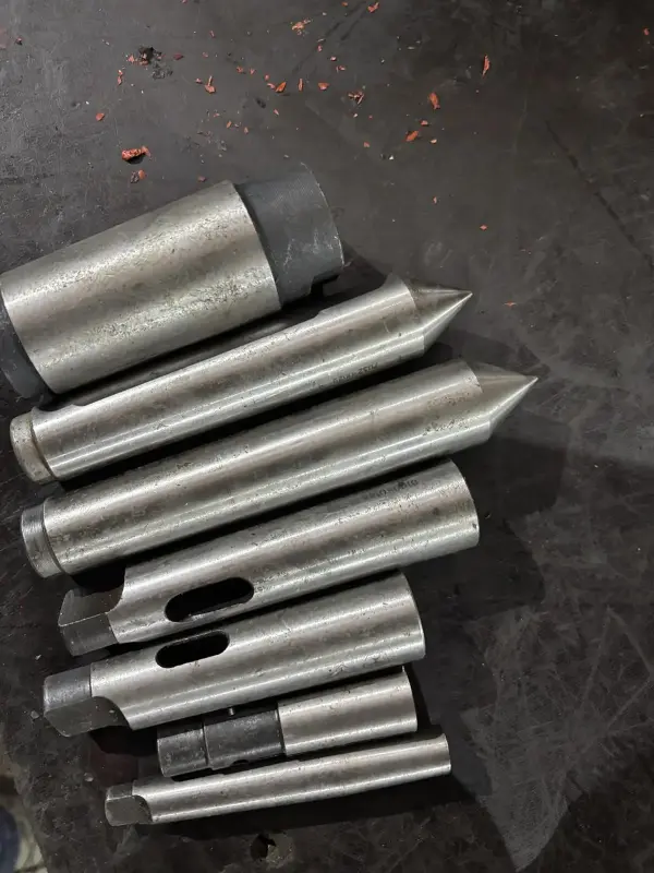 Центра упорные, втулки переходные.